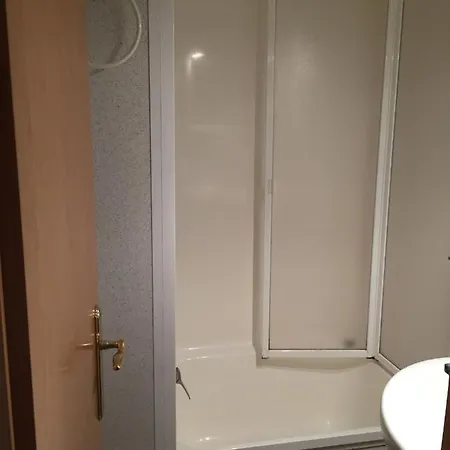 Mobil-home 4-6 Personnes *